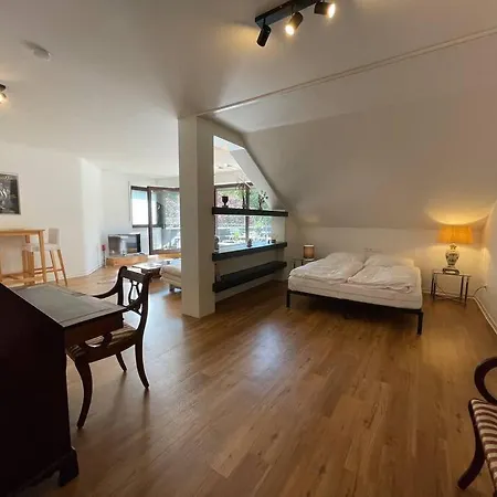 Grosse Loft- Glueck Im Gruenen * Rösrath