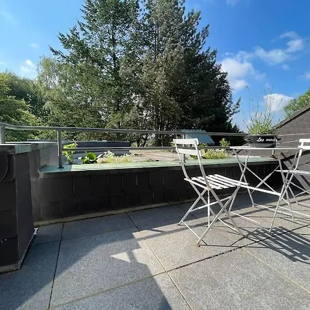 Grosse Loft- Glueck Im Gruenen *