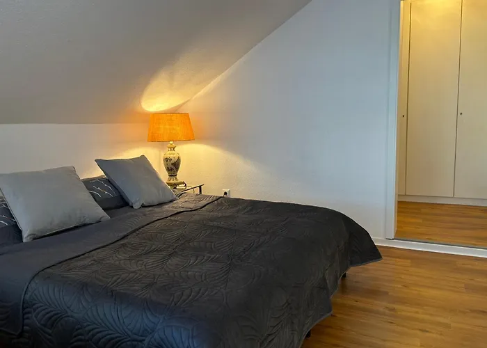 Grosse Loft- Glueck Im Gruenen דירה